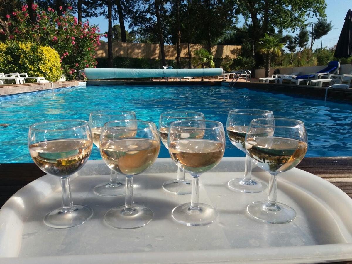 Residence Miro, Gites Avec Piscine Chauffee Et Tennis Les Arcs-sur-Argens ภายนอก รูปภาพ
